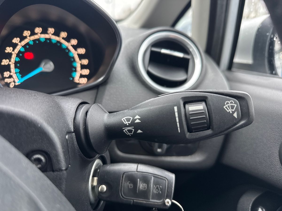 Used Ford Fiesta 2014 for sale - 77592142: Photo 34