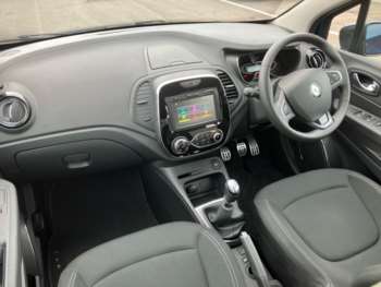 Used Renault Captur 2019 for sale - 75229752: Photo