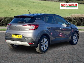 Used Renault Captur 2022 for sale - 77877582: Photo