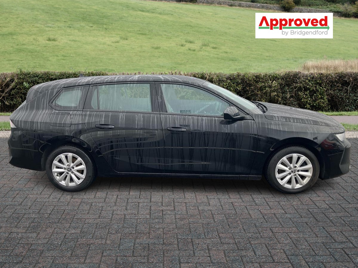 Used Vauxhall Astra 2023 for sale - 76404703: Photo 2