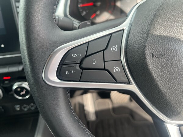 Used Renault Captur 2021 for sale - 75702539: Photo 18