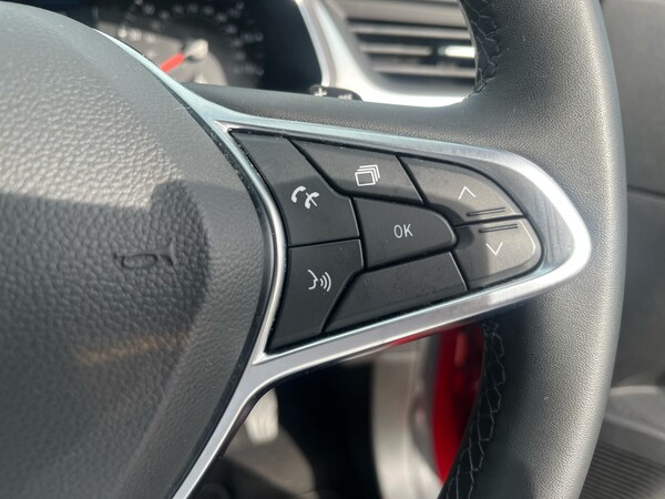 Used Renault Captur 2021 for sale - 75702539: Photo 19