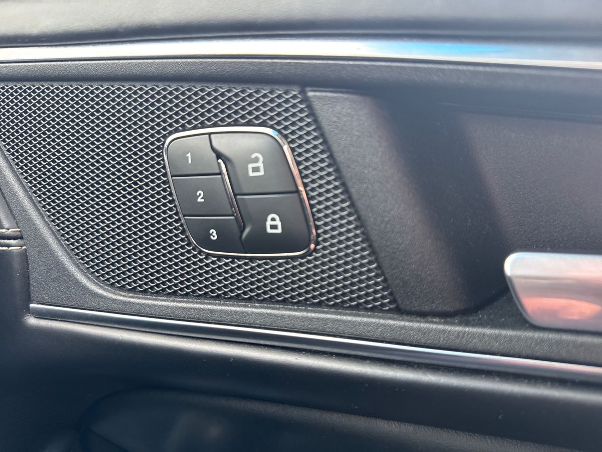 Used Ford Edge 2017 for sale - 78055201: Photo 31