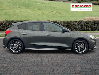 Used Ford Focus 2021 for sale - 76826610: Photo