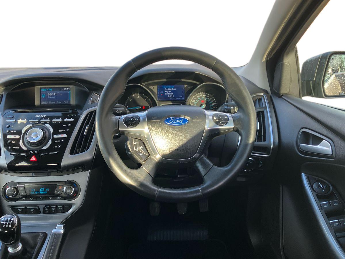 Used Ford Focus 2013 for sale - 77339331: Photo 17