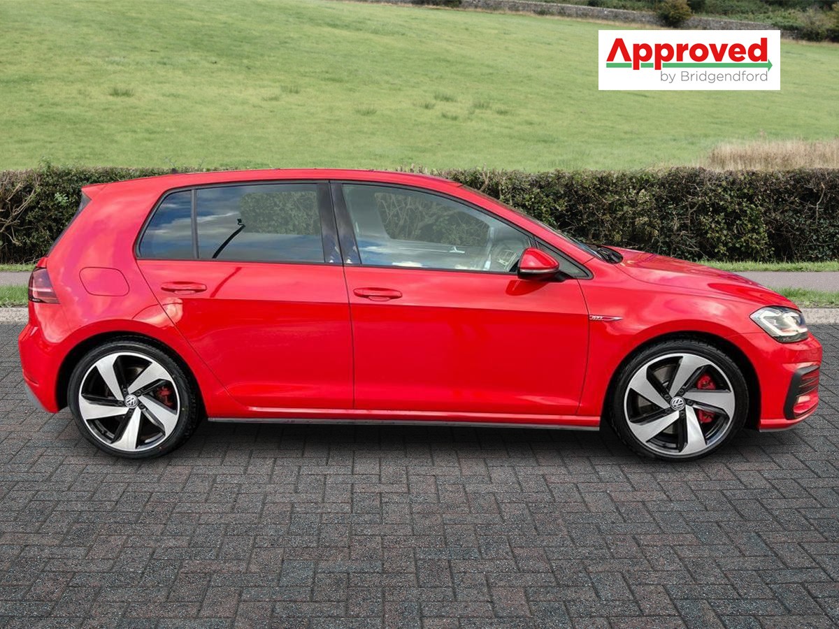 Used Volkswagen Golf 2019 for sale - 76427994: Photo 2