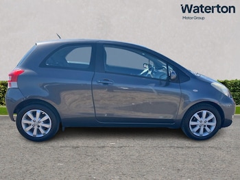 Used Toyota Yaris 2011 for sale - 79478238: Photo