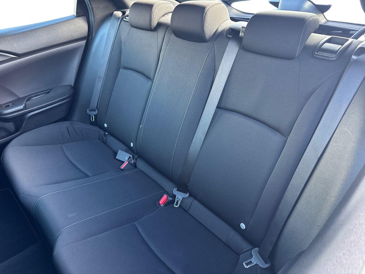 Used Honda Civic 2019 for sale - 76372975: Photo 24