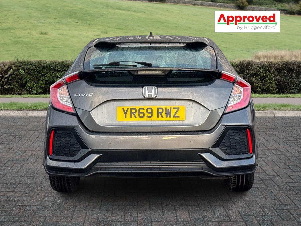 Used Honda Civic 2019 for sale - 76372975: Photo 5