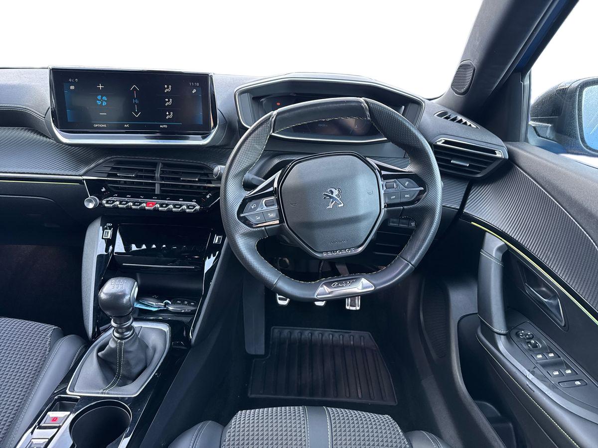 Used Peugeot 2008 2021 for sale - 76927770: Photo 17
