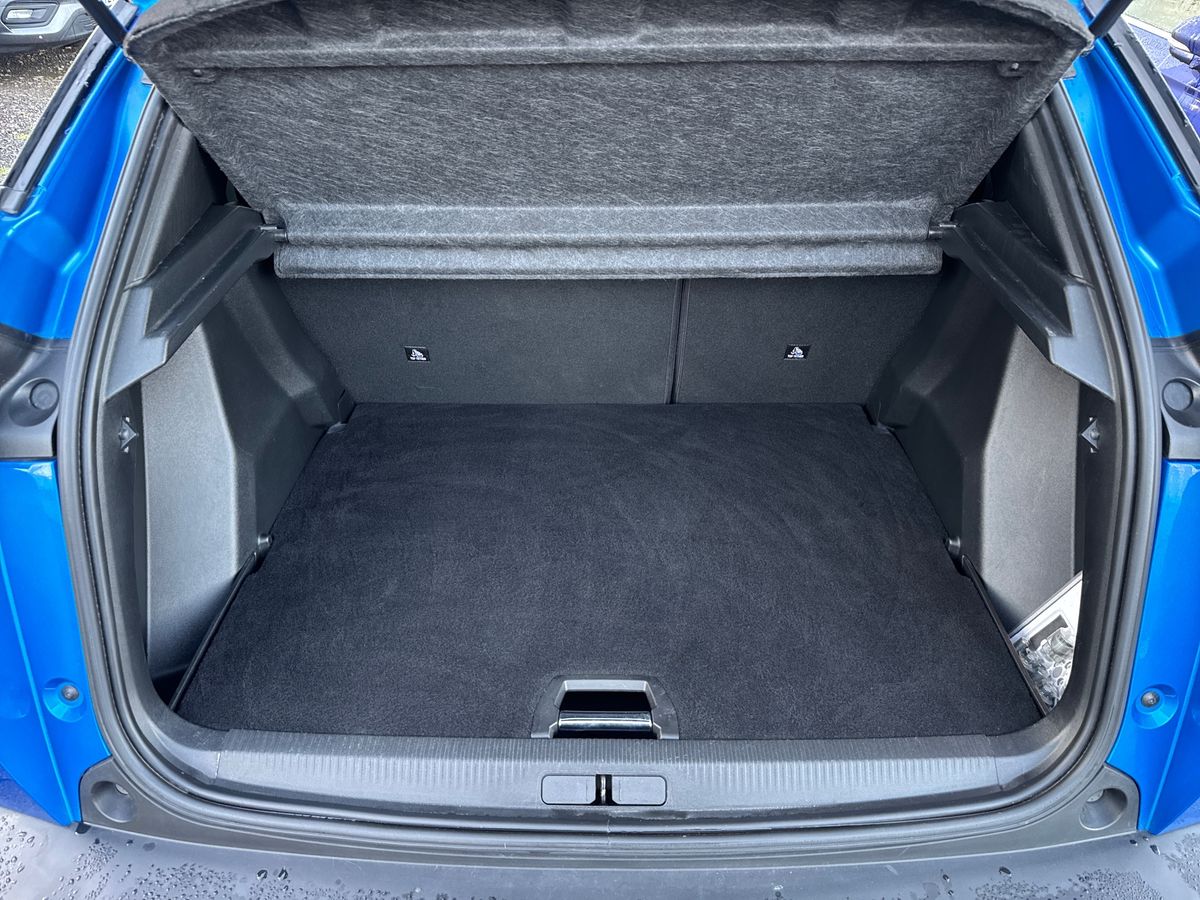 Used Peugeot 2008 2021 for sale - 76927770: Photo 25