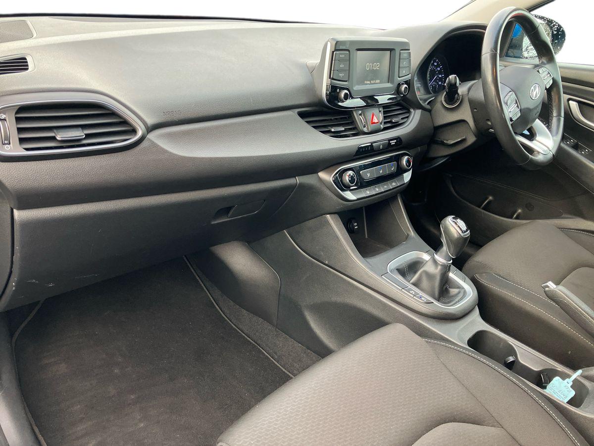 Used Hyundai i30 2018 for sale - 76966656: Photo 22