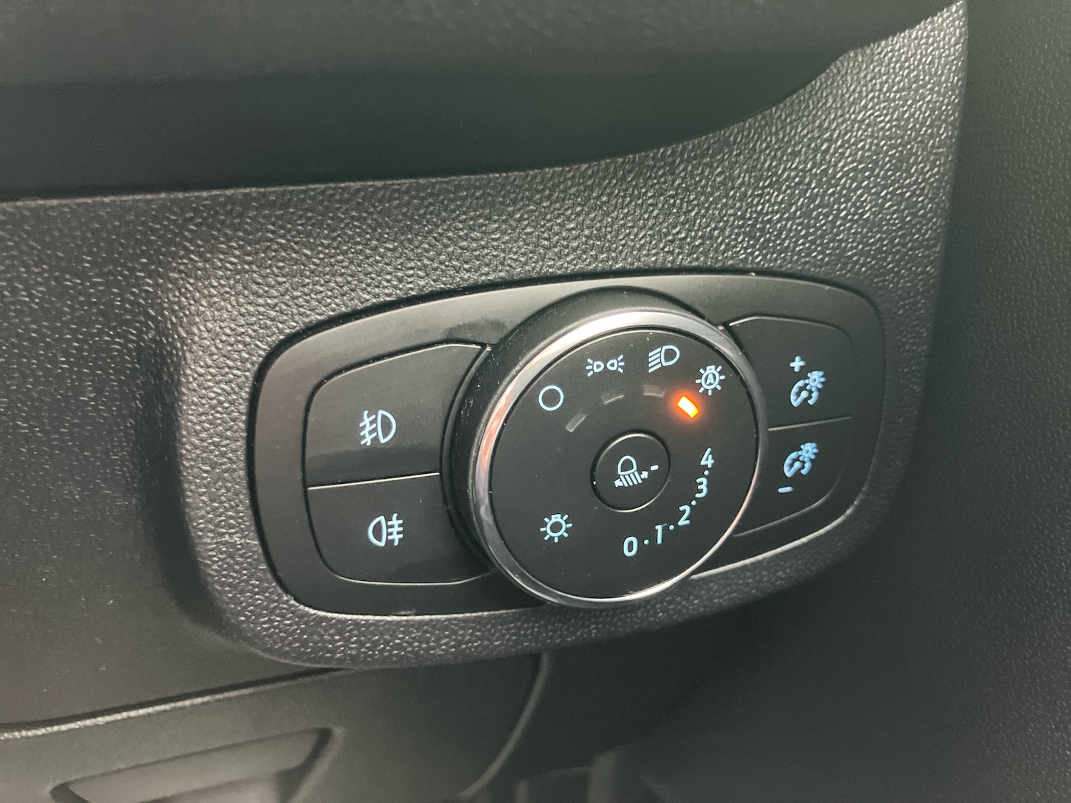 Used Ford Fiesta 2022 for sale - 77413836: Photo 18