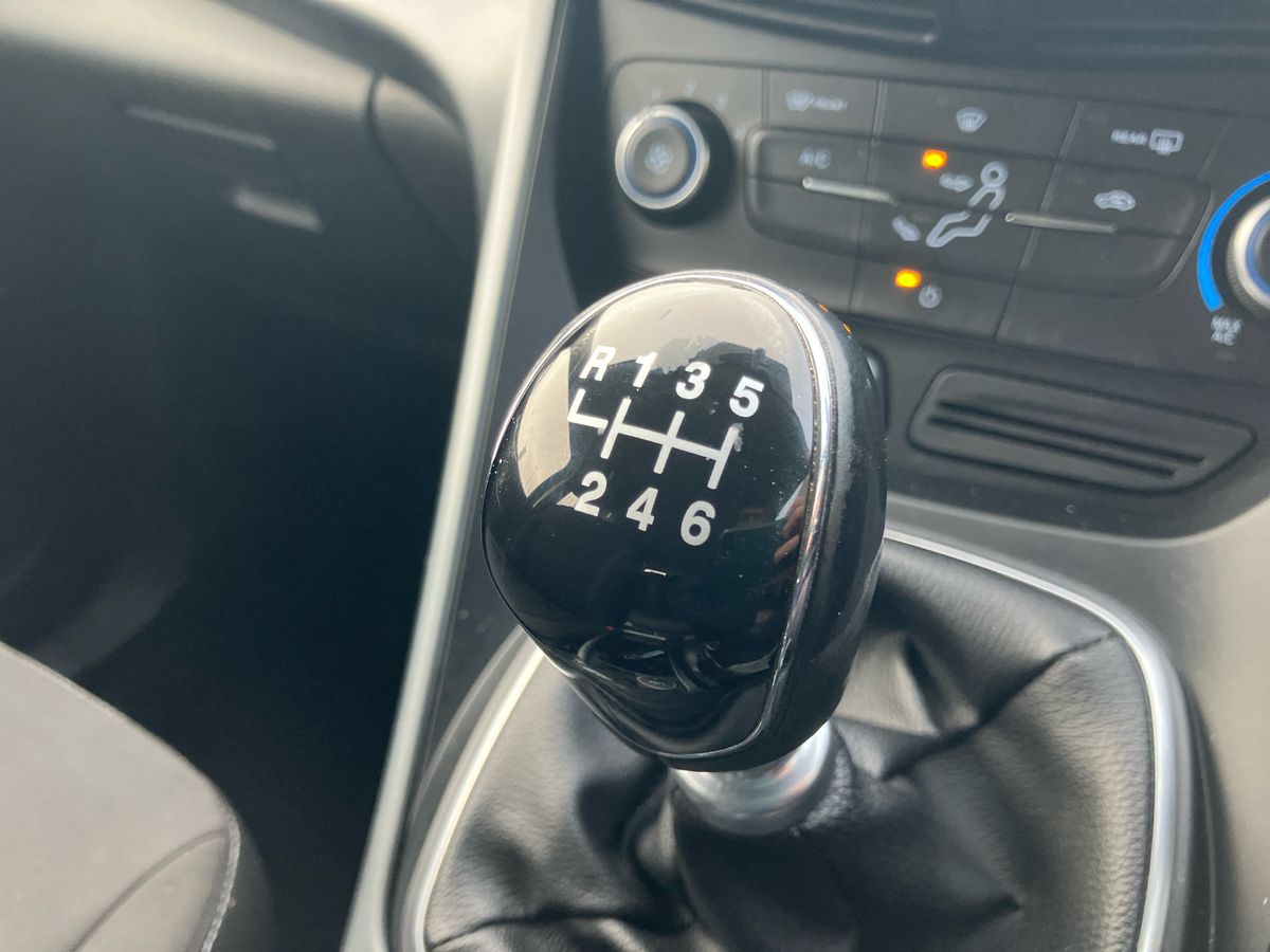 Used Ford Kuga 2018 for sale - 76921710: Photo 30