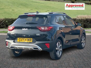 Used Kia Stonic 2023 for sale - 78123104: Photo