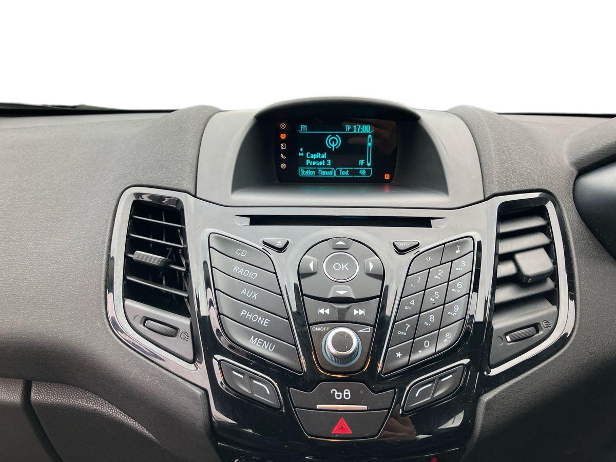 Used Ford Fiesta 2015 for sale - 76311829: Photo 27