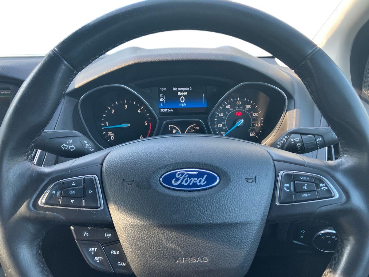 Used Ford Focus 2015 for sale - 77942087: Photo 19