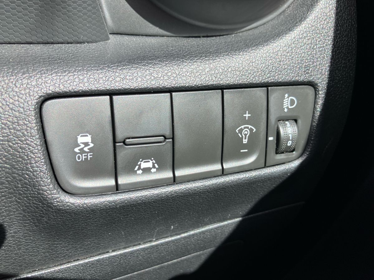 Used Hyundai KONA 2018 for sale - 77988374: Photo 29