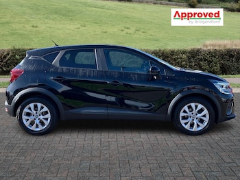 Used Renault Captur 2021 for sale - 77877589: Photo