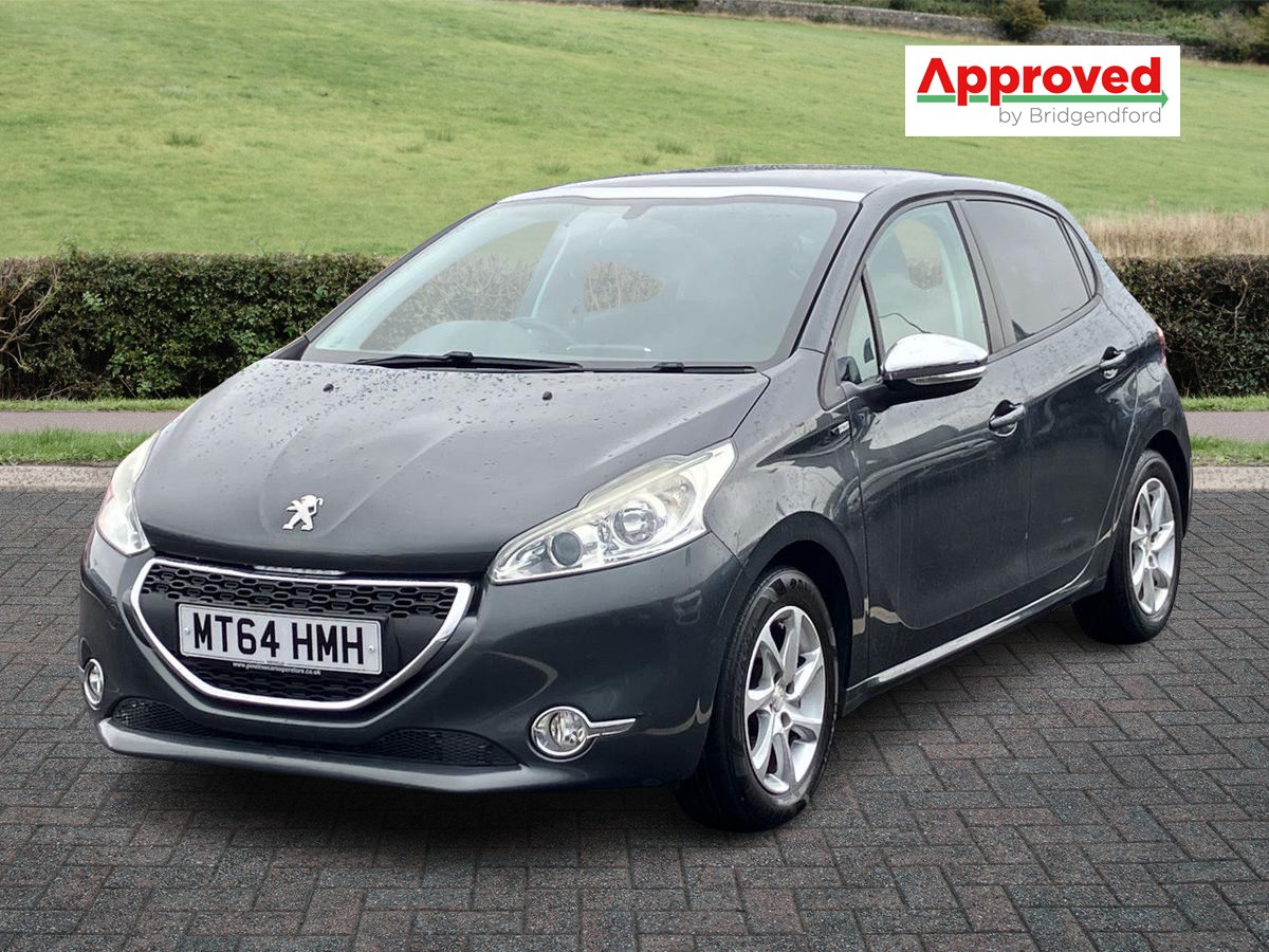 Used Peugeot 208 2014 for sale - 77897141: Photo 10