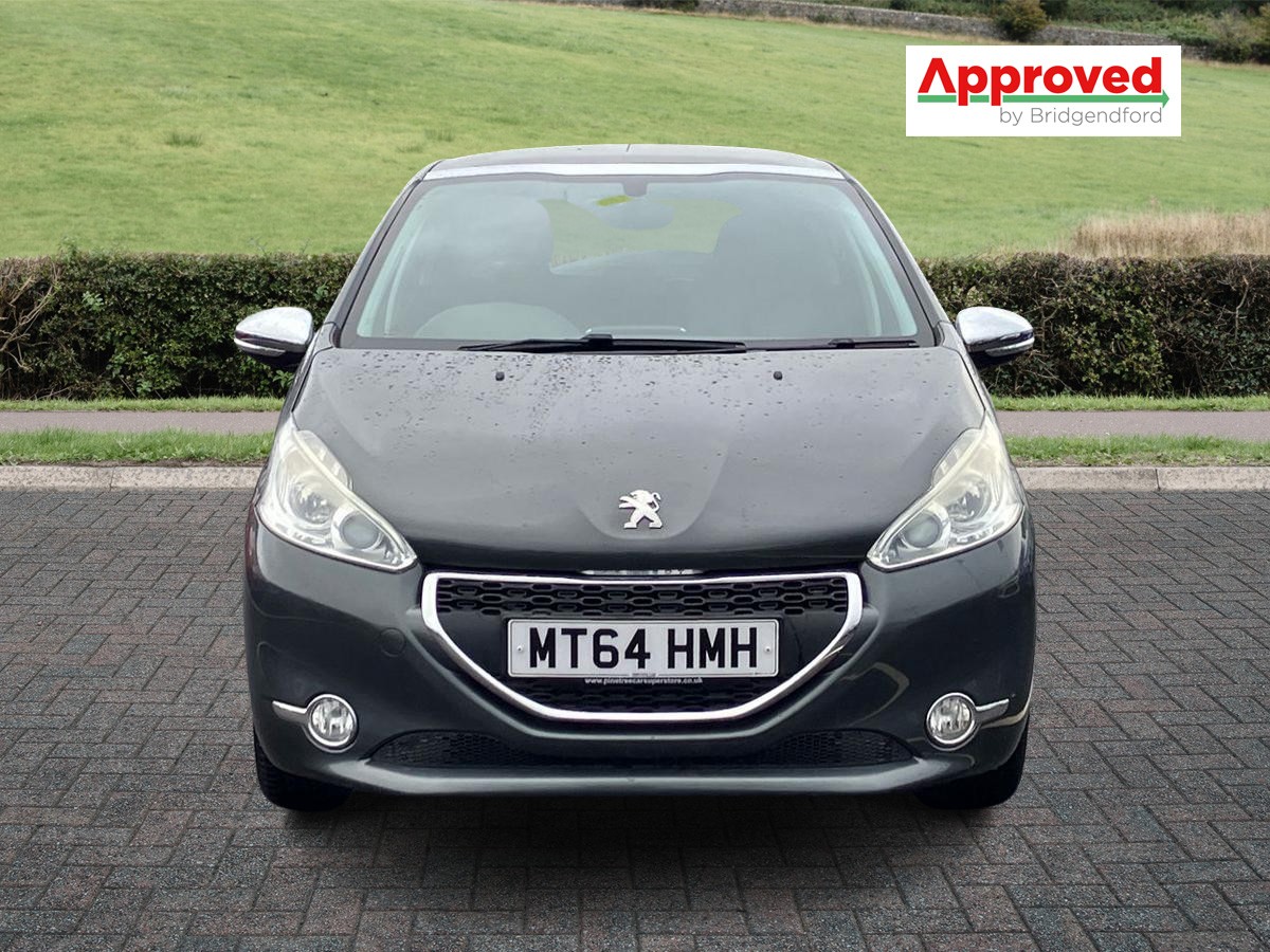 Used Peugeot 208 2014 for sale - 77897141: Photo 11