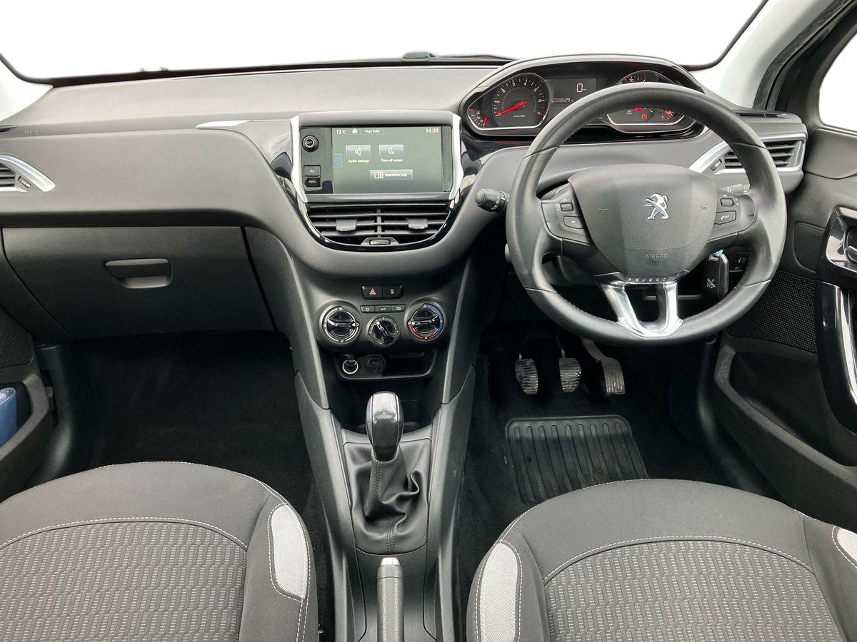 Used Peugeot 208 2014 for sale - 77897141: Photo 16