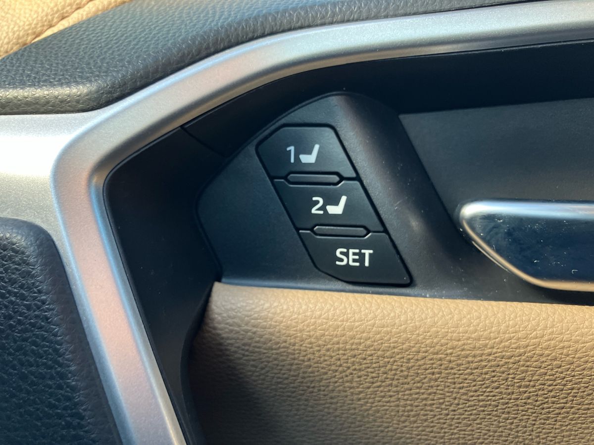 Used Toyota RAV4 2019 for sale - 76580137: Photo 34