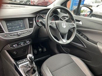 Used Vauxhall Crossland X 2017 for sale - 75472115: Photo