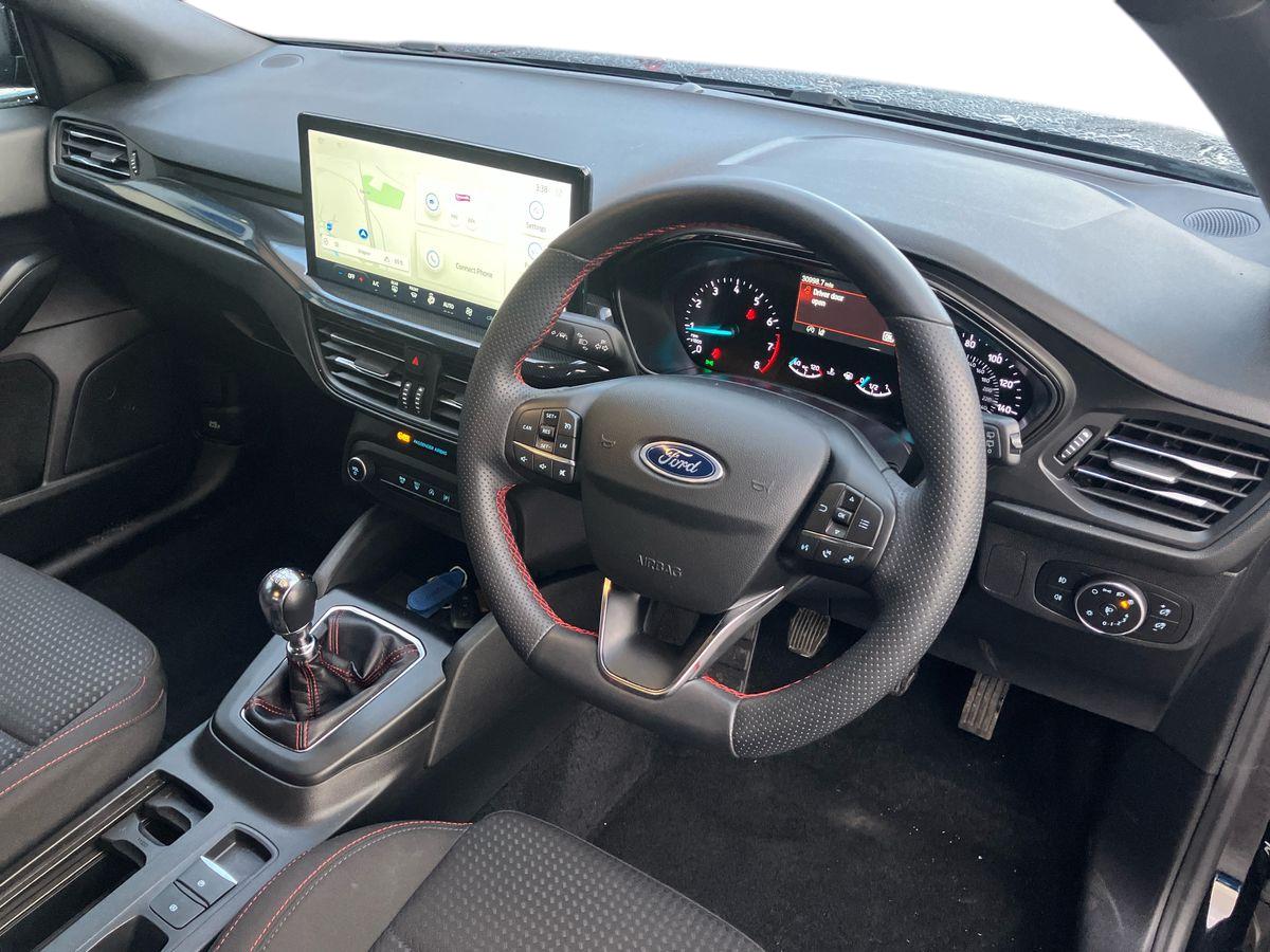 Used Ford Focus 2023 for sale - 76684382: Photo 14