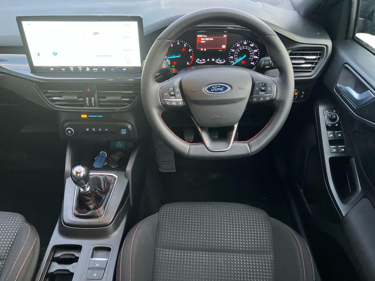 Used Ford Focus 2023 for sale - 76684382: Photo 17