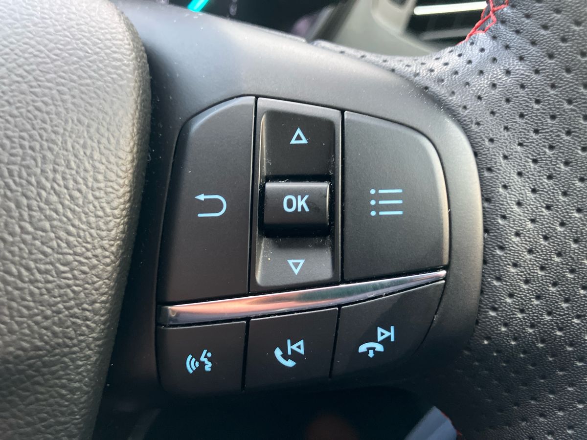 Used Ford Focus 2023 for sale - 76684382: Photo 29