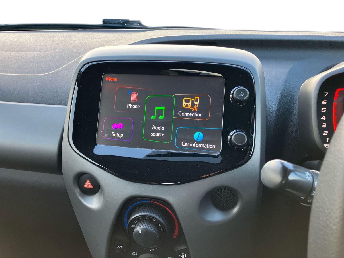 Used Toyota AYGO 2019 for sale - 77449622: Photo 27