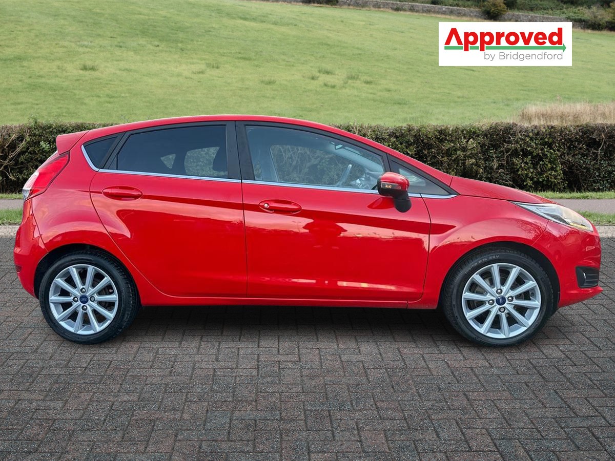 Used Ford Fiesta 2015 for sale - 76999418: Photo 2