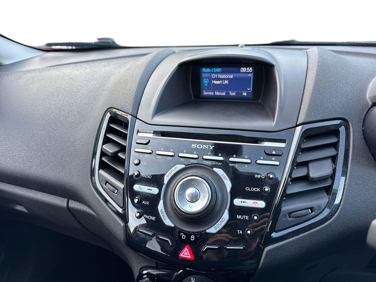 Used Ford Fiesta 2015 for sale - 76999418: Photo 26