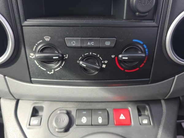Used Peugeot Partner Tepee 2018 for sale - 76116892: Photo 12