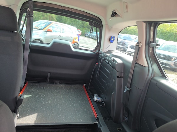 Used Peugeot Partner Tepee 2018 for sale - 76116892: Photo 7