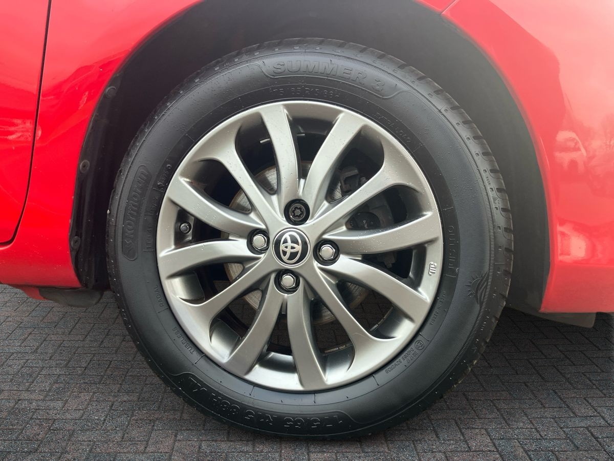 Used Toyota Yaris 2017 for sale - 77581371: Photo 13