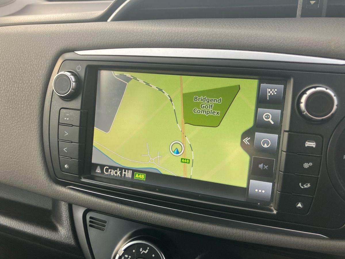 Used Toyota Yaris 2017 for sale - 77581371: Photo 27