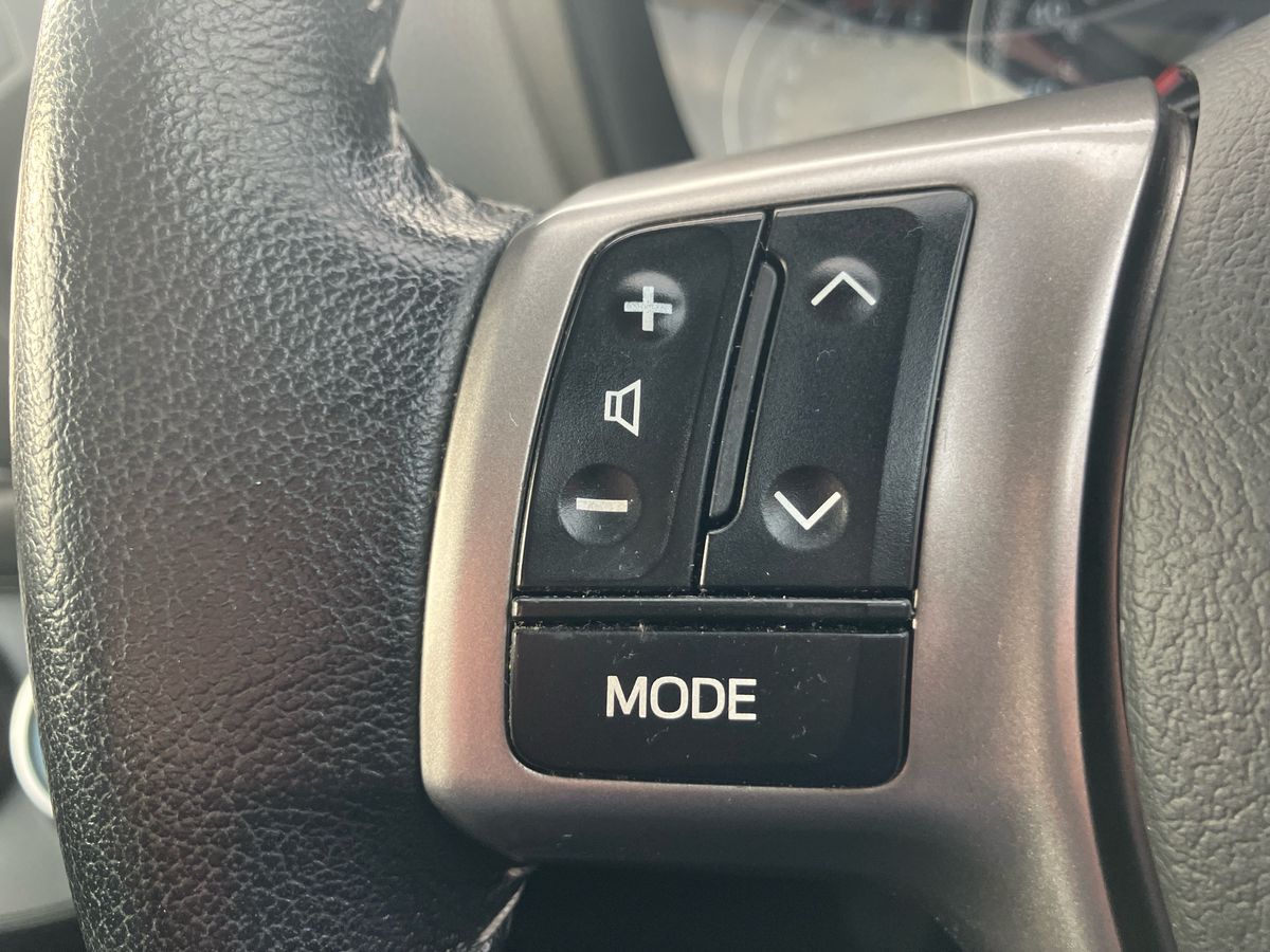 Used Toyota Yaris 2017 for sale - 77581371: Photo 28