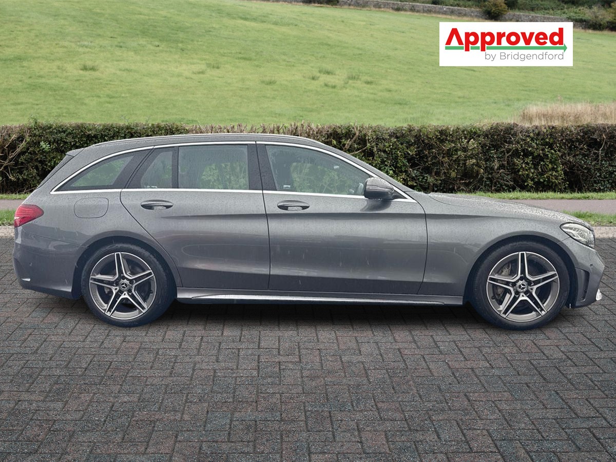 Used Mercedes-Benz C Class 2019 for sale - 77978983: Photo 2