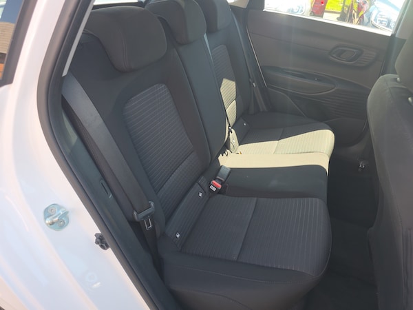 Used Hyundai i20 2022 for sale - 76023199: Photo 12