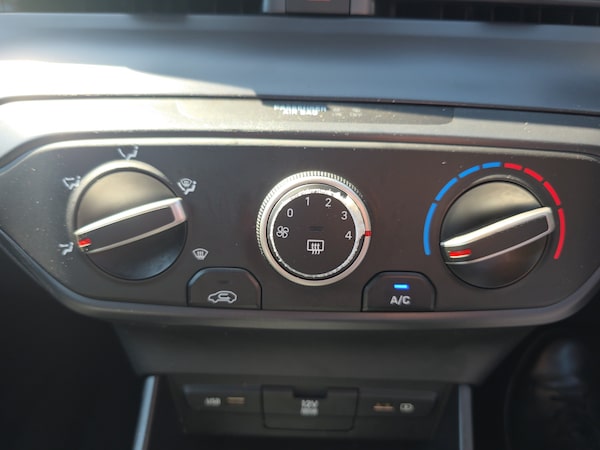 Used Hyundai i20 2022 for sale - 76023199: Photo 22