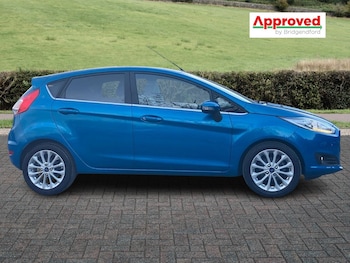 Used Ford Fiesta 2016 for sale - 76241609: Photo
