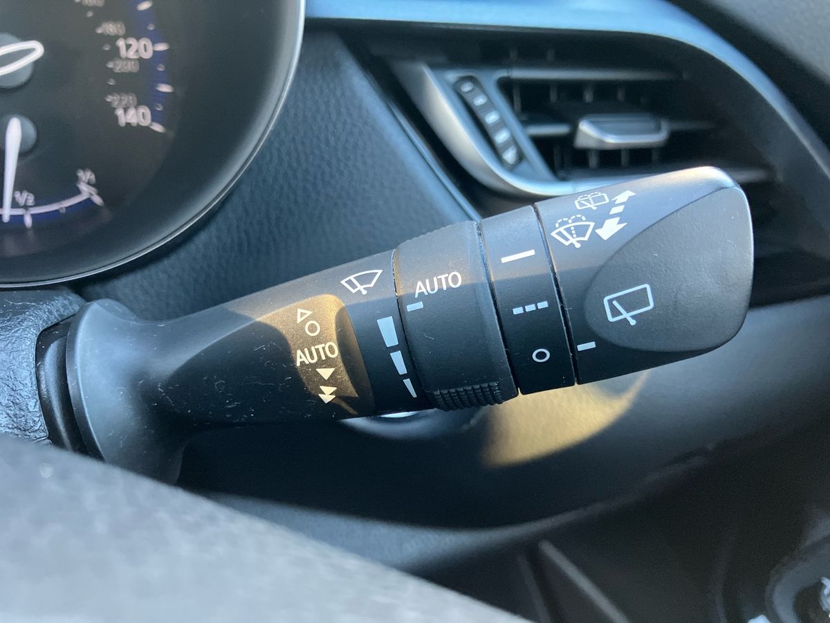 Used Toyota C-HR 2019 for sale - 77057870: Photo 35