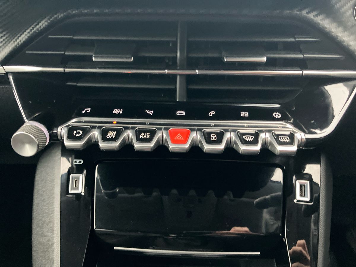 Used Peugeot 208 2020 for sale - 76544596: Photo 32