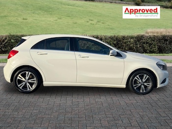 Used Mercedes-Benz A-Class 2015 for sale - 76999354: Photo