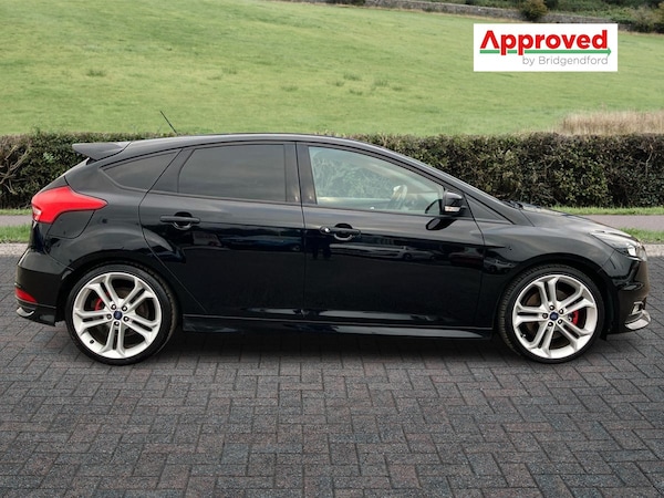 Used Ford Focus 2017 for sale - 76312165: Photo 2