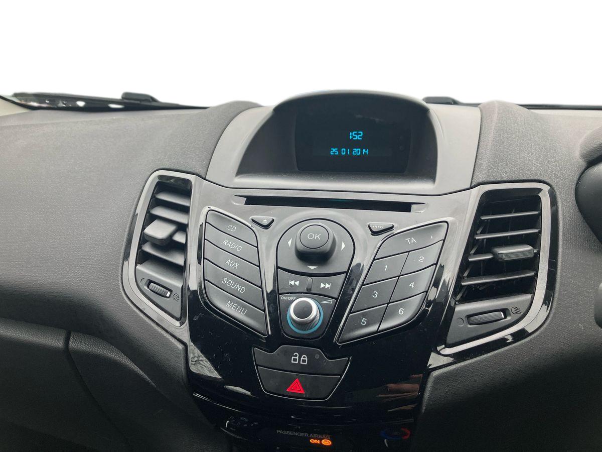 Used Ford Fiesta 2014 for sale - 76717234: Photo 27