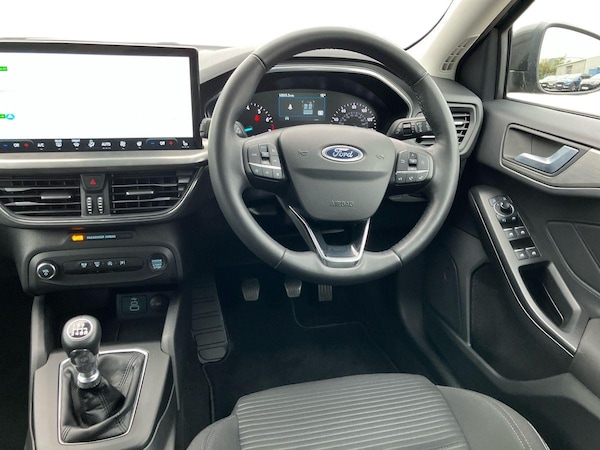 Used Ford Focus 2023 for sale - 76312129: Photo 17