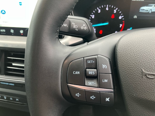 Used Ford Focus 2023 for sale - 76312129: Photo 29